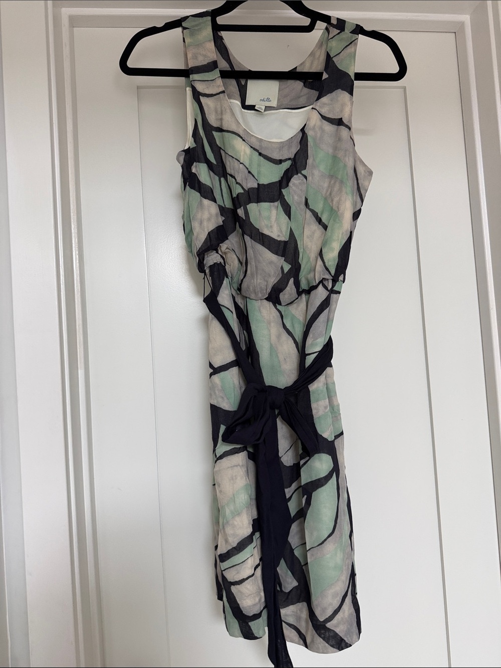 Odille Sleeveless Abstract Print Midi Dress in Mint and Black